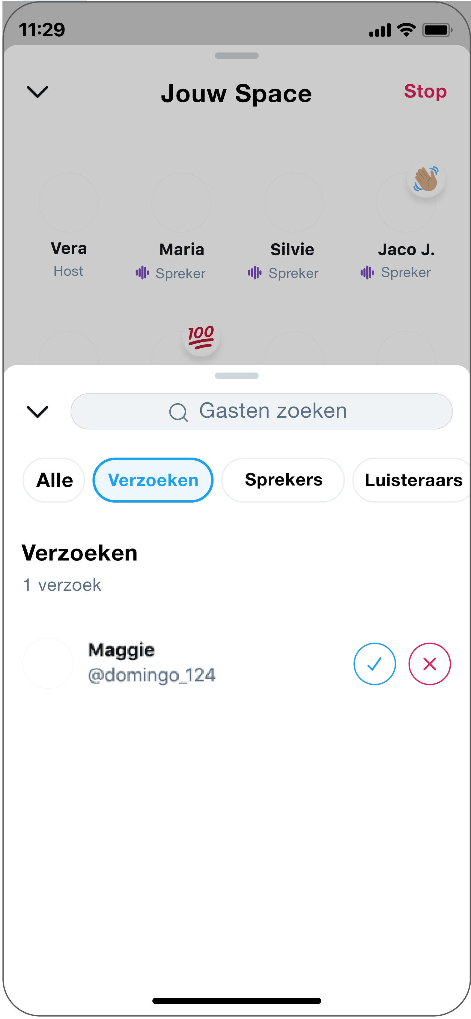 De host kan kiezen of hij de persoon wil laten spreken door het vinkje te kiezen, of niet door de "x" te kiezen.